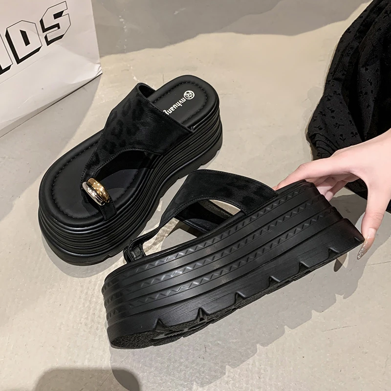 New Women Summer Bling Chunky Slippers High Platform Flip Flops 8CM Wedge Heels Slides Leopard Clip Toe Sandals Beach Slippers