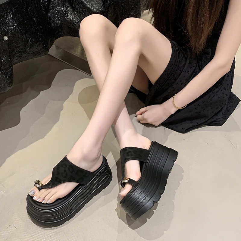 New Women Summer Bling Chunky Slippers High Platform Flip Flops 8CM Wedge Heels Slides Leopard Clip Toe Sandals Beach Slippers