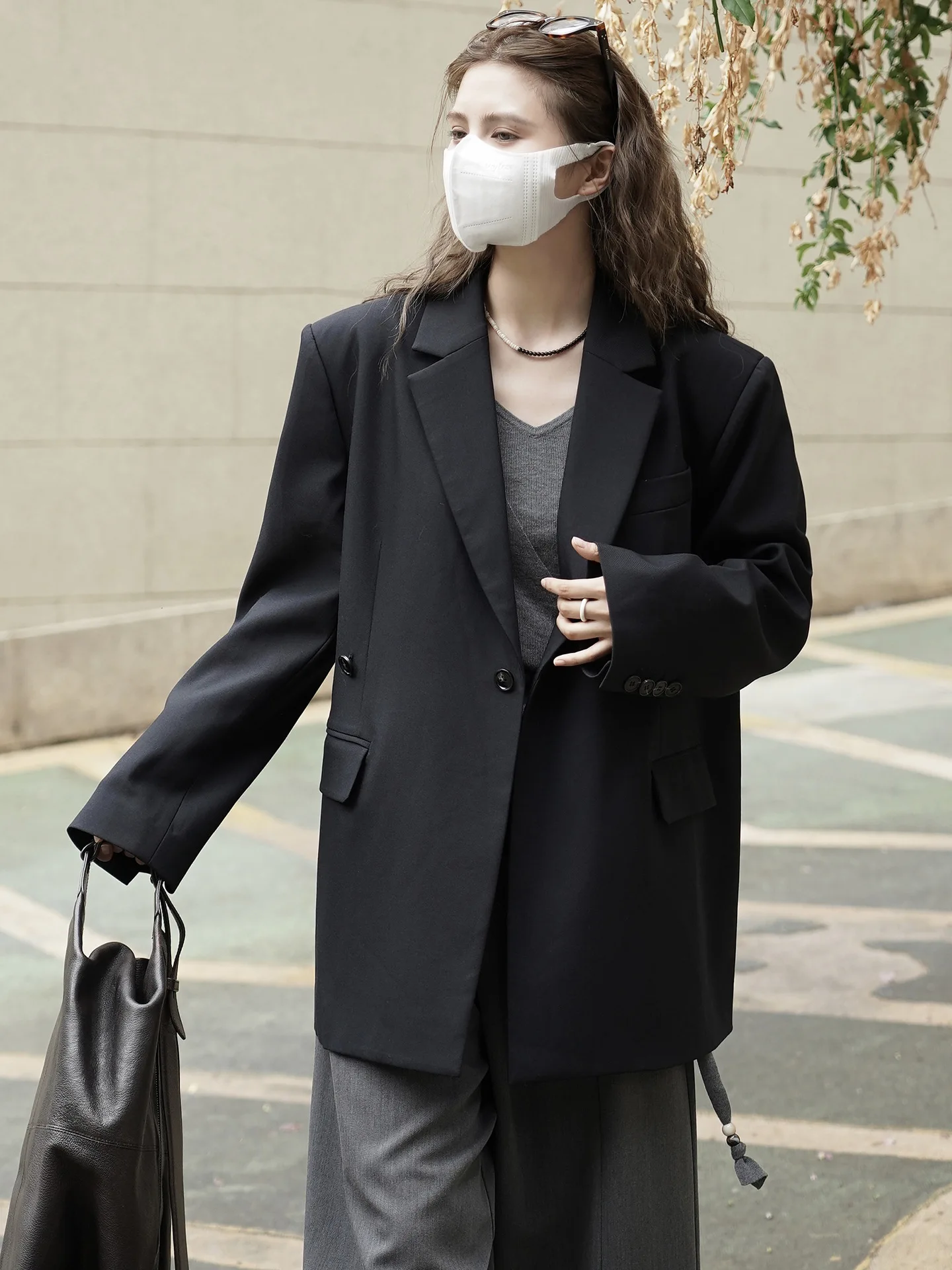 RZIV Fashionable Design Slanted Placket and Back Slit Coats, Loose Fitting Suit, Slimming Jacket for Women