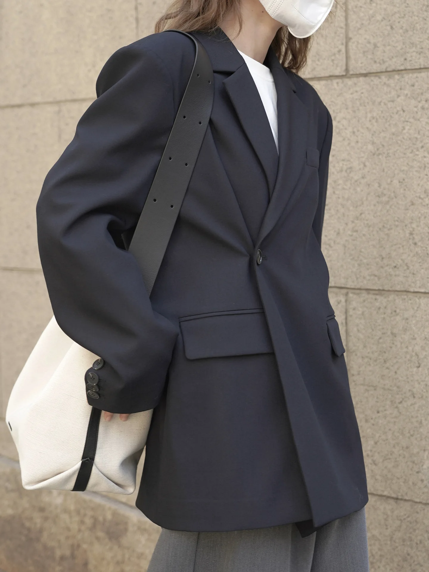 RZIV Fashionable Design Slanted Placket and Back Slit Coats, Loose Fitting Suit, Slimming Jacket for Women