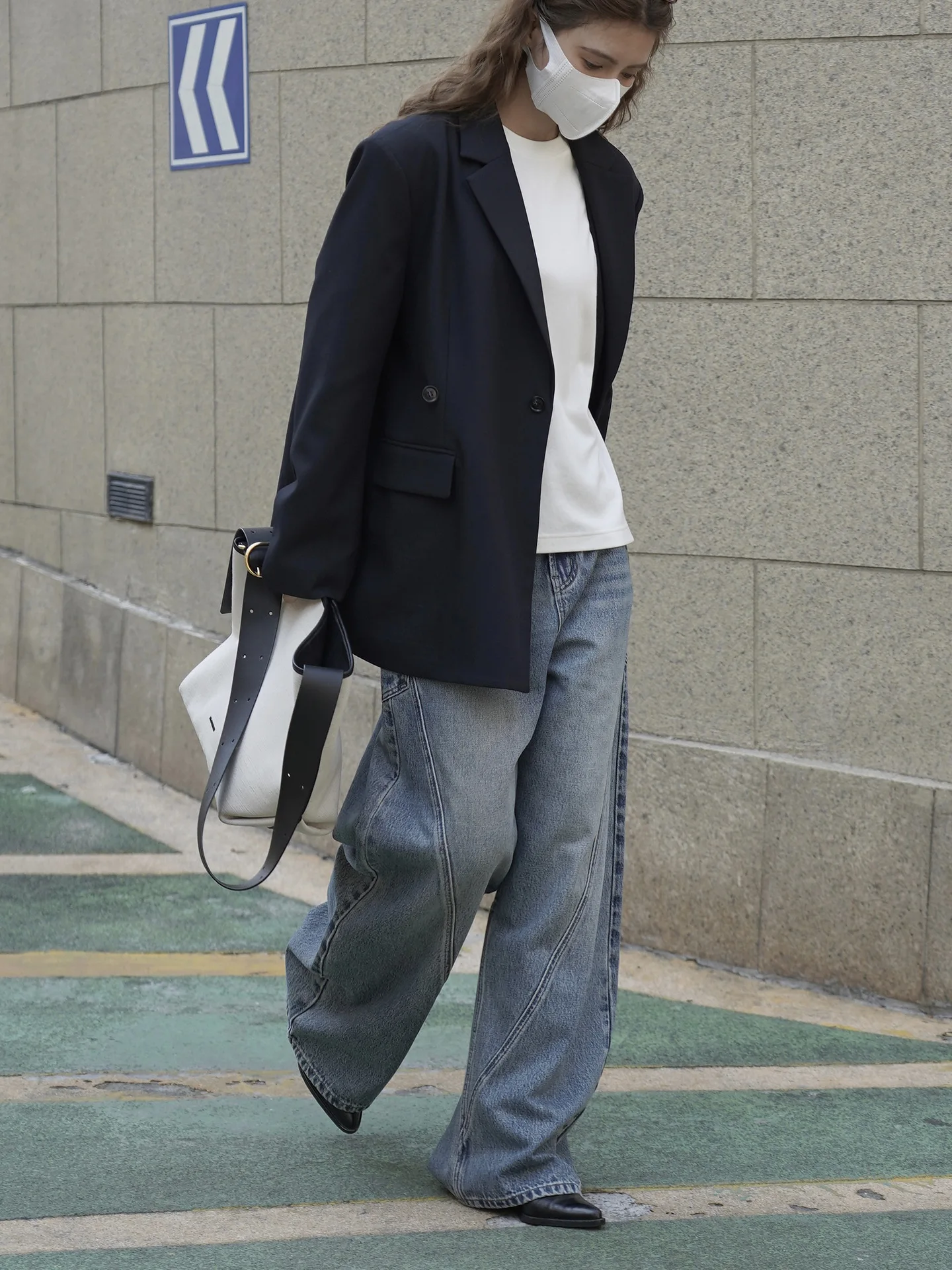 RZIV Fashionable Design Slanted Placket and Back Slit Coats, Loose Fitting Suit, Slimming Jacket for Women