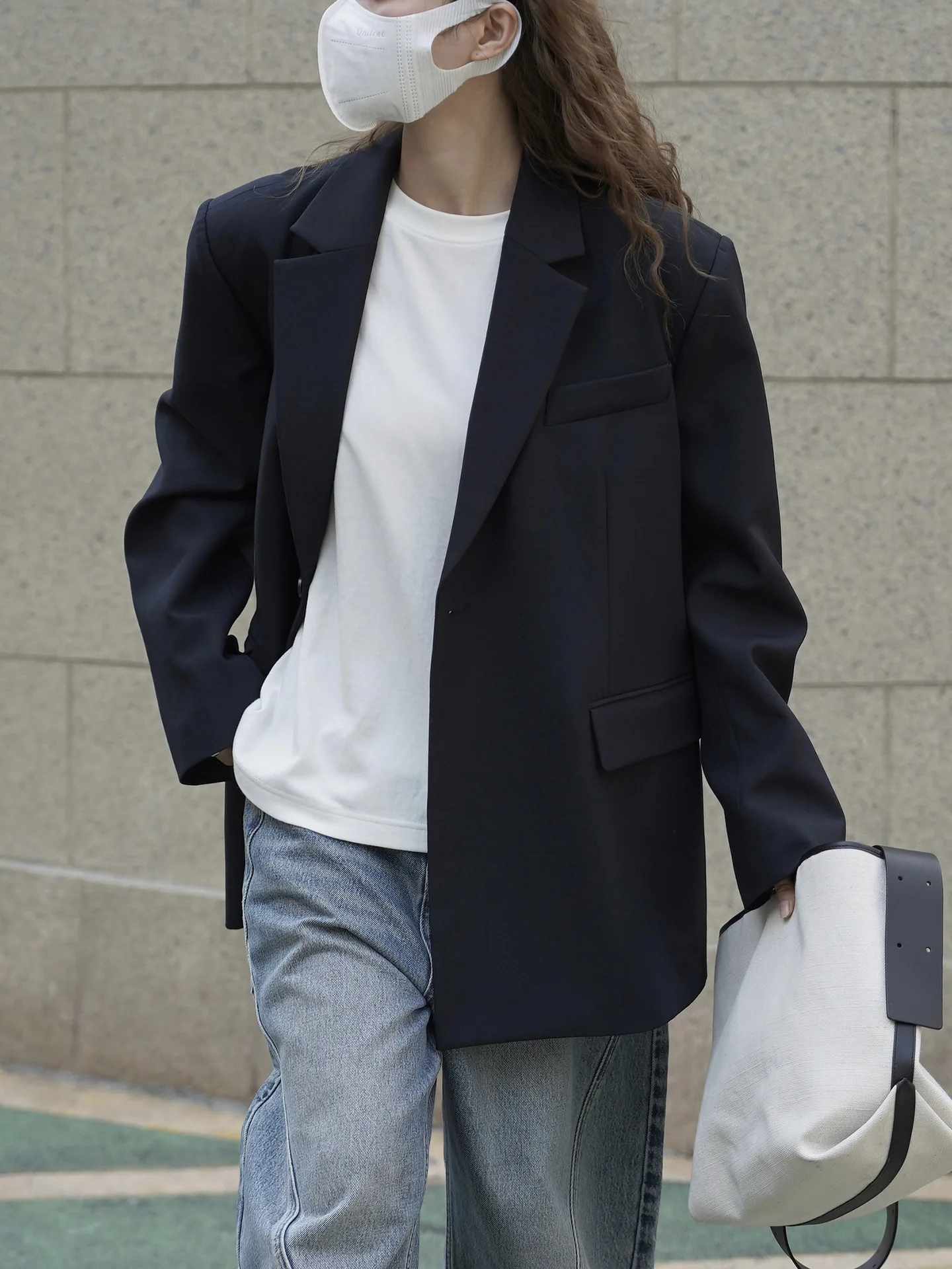 RZIV Fashionable Design Slanted Placket and Back Slit Coats, Loose Fitting Suit, Slimming Jacket for Women