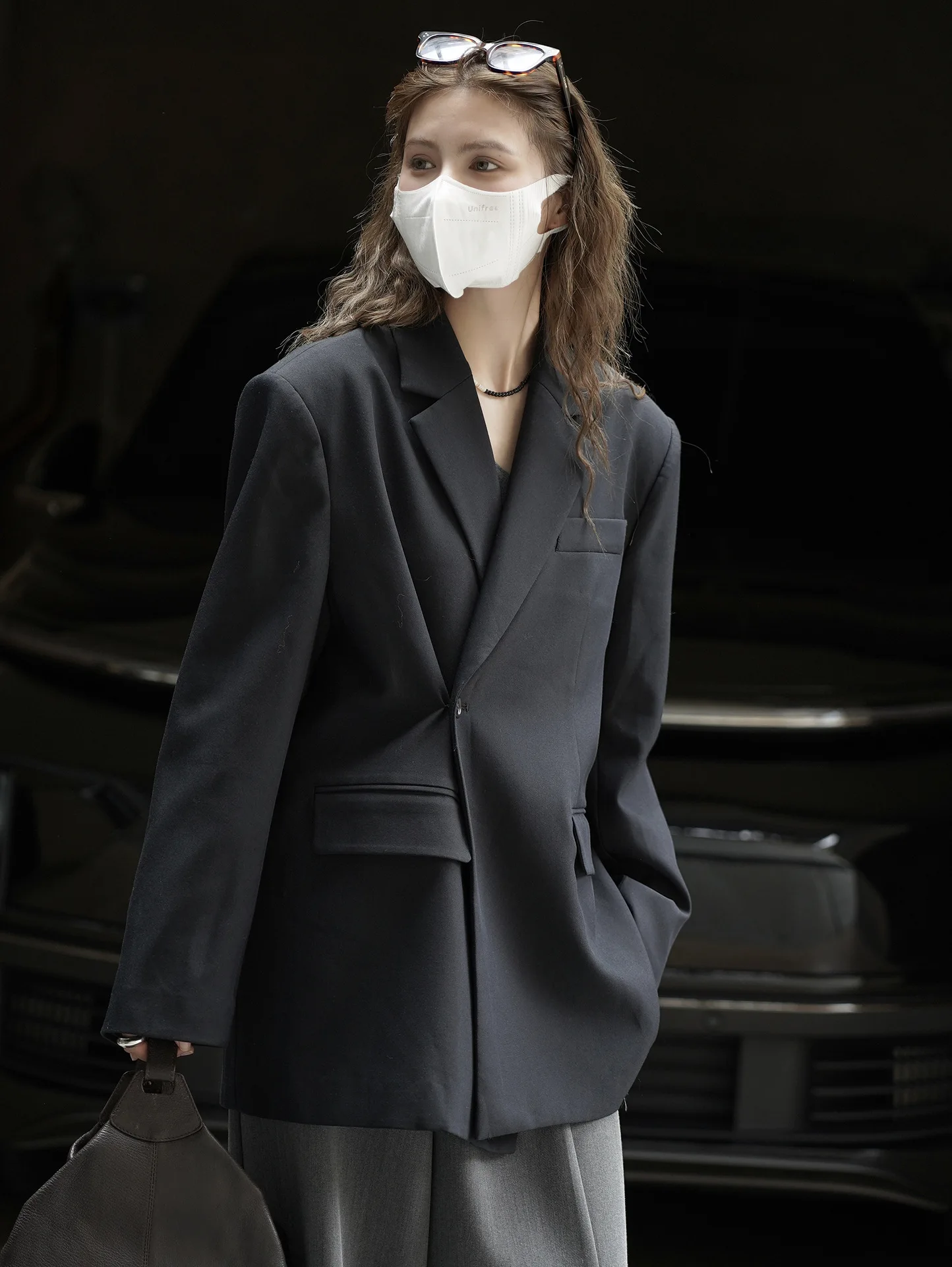 RZIV Fashionable Design Slanted Placket and Back Slit Coats, Loose Fitting Suit, Slimming Jacket for Women