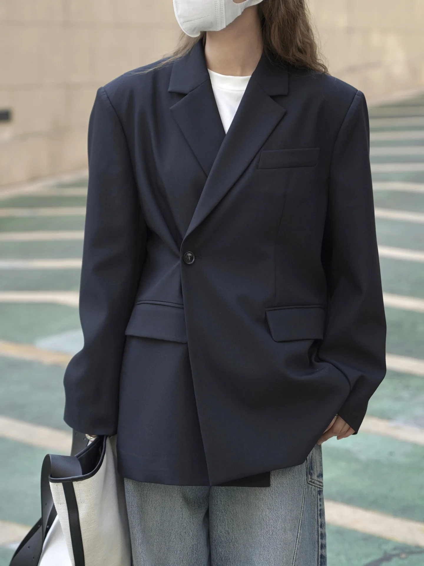 RZIV Fashionable Design Slanted Placket and Back Slit Coats, Loose Fitting Suit, Slimming Jacket for Women