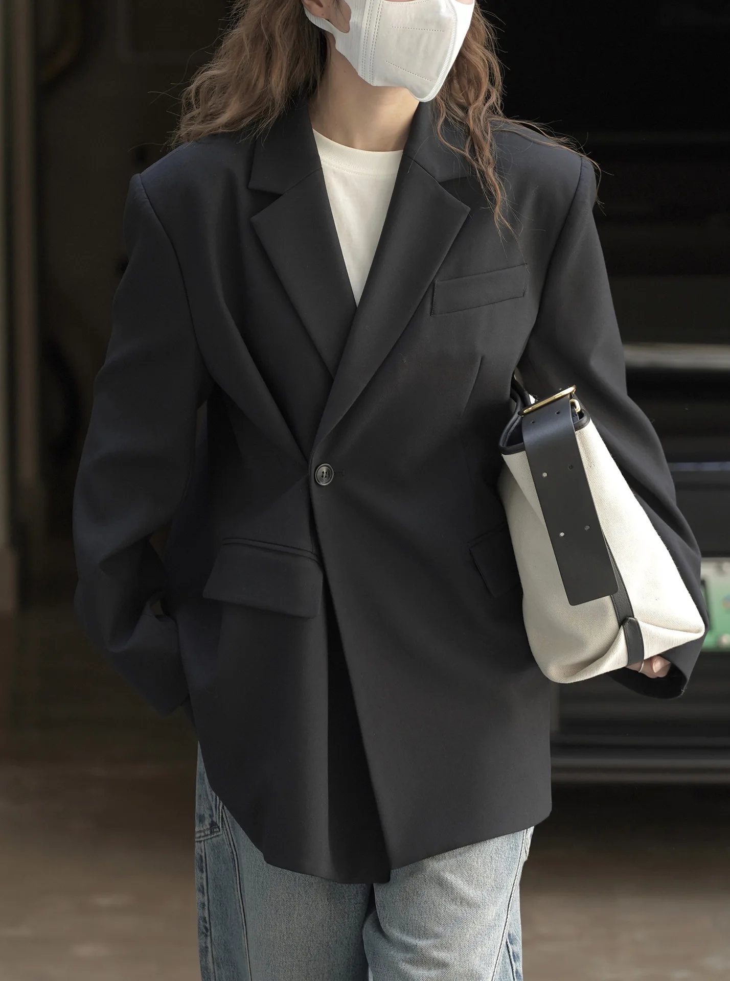 RZIV Fashionable Design Slanted Placket and Back Slit Coats, Loose Fitting Suit, Slimming Jacket for Women