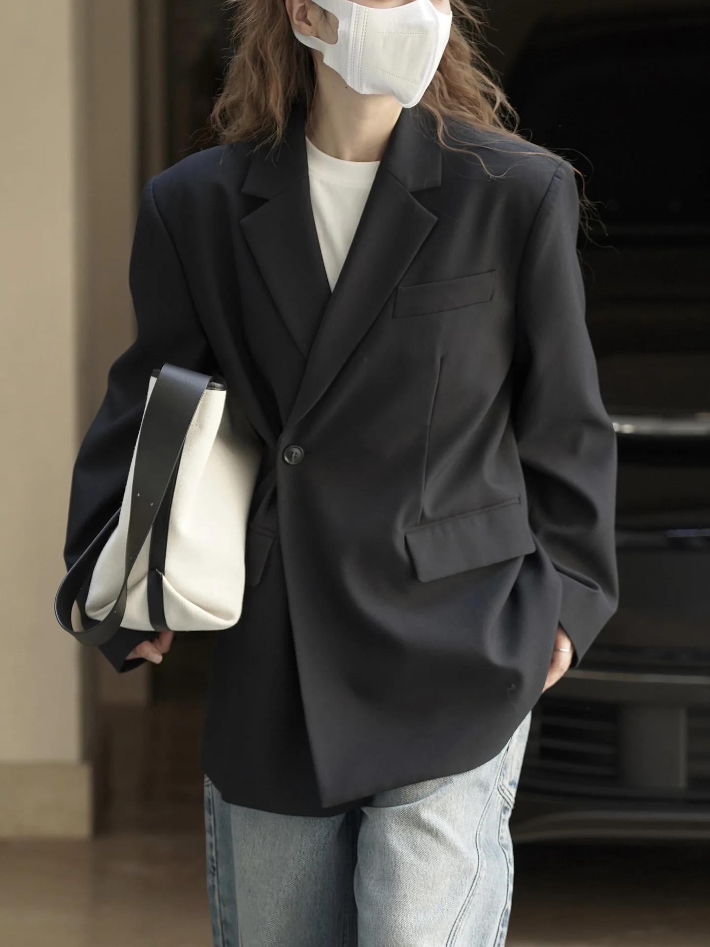 RZIV Fashionable Design Slanted Placket and Back Slit Coats, Loose Fitting Suit, Slimming Jacket for Women