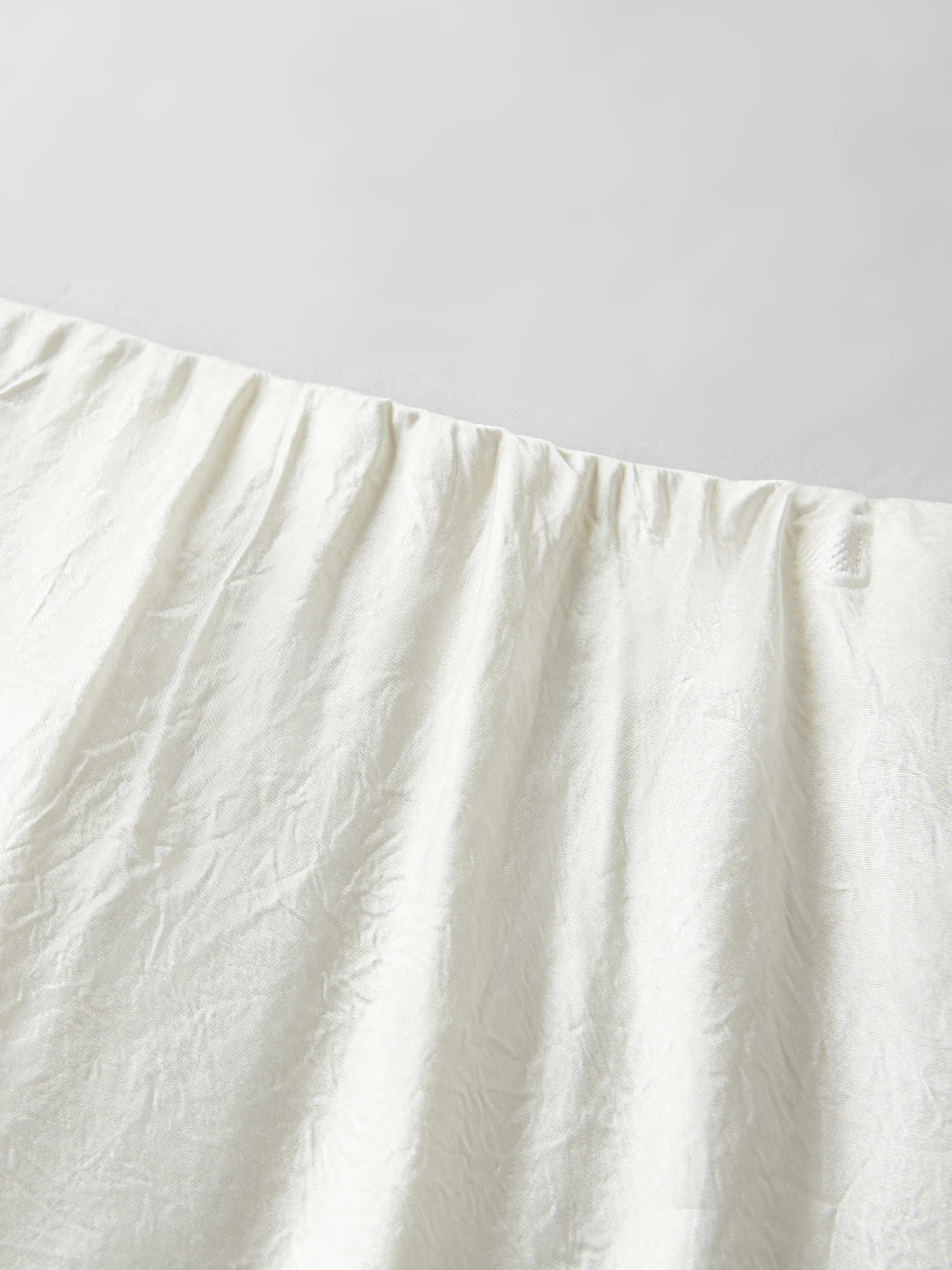 FSLE Wool Acetate Trumpet Skirt Women Elastic Waist Pearlescent Drape Elegant Long Elegant Style Spring 2026 Simple