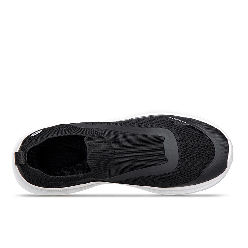 Men's Slip-On Walking Sneakers Breathable Mesh Sports Shoes with Soft Soles Summer Casual Slip-ons High Quality