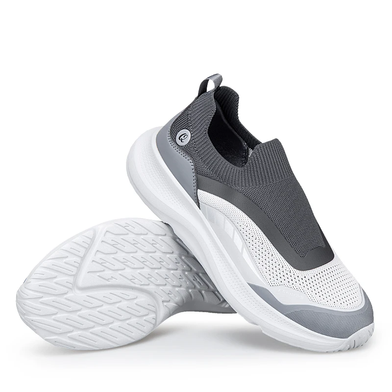 Men's Slip-On Walking Sneakers Breathable Mesh Sports Shoes with Soft Soles Summer Casual Slip-ons High Quality