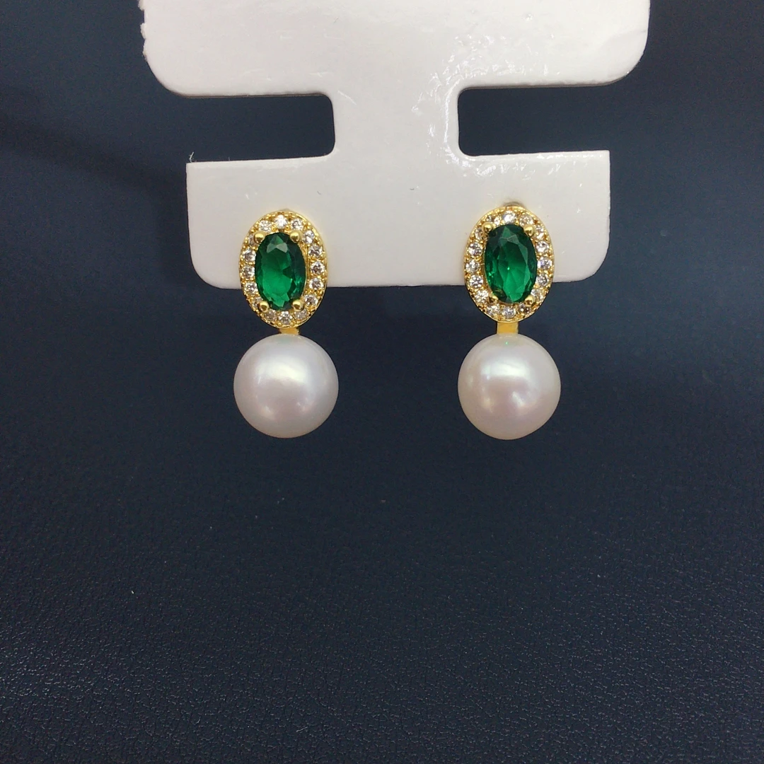 ZHBORUINI Natural Freshwater Pearl Earrings 8-8.5mm Elliptical Inlay Retro Minimalist Style Jewelry Suitable for Daily Wear 