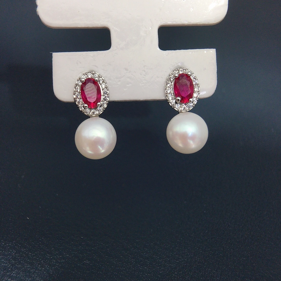 ZHBORUINI Natural Freshwater Pearl Earrings 8-8.5mm Elliptical Inlay Retro Minimalist Style Jewelry Suitable for Daily Wear 