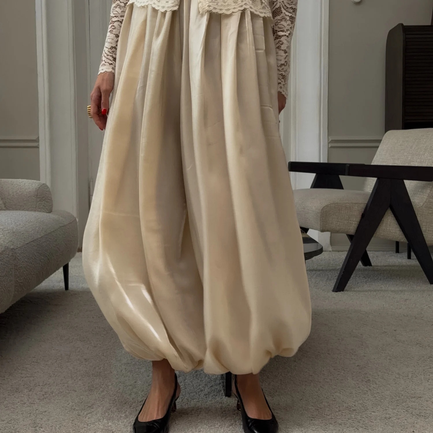 DNBS Satin Finish Women's Loose Balloon Pants, Elastic Cuffed Harem Trousers, Elegant Loungewear for Spring & Summer