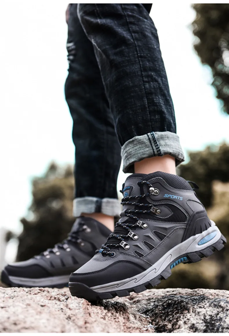 New Leather Men's Boots Outdoor Waterproof Hiking Boots Lightweight Non-slip Men Sneakers Fashion Desert Men Work Ankle Boots