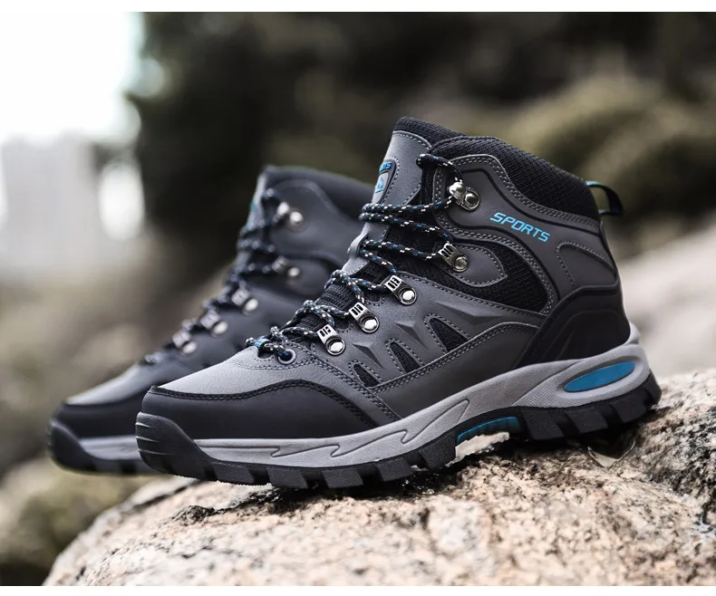 New Leather Men's Boots Outdoor Waterproof Hiking Boots Lightweight Non-slip Men Sneakers Fashion Desert Men Work Ankle Boots