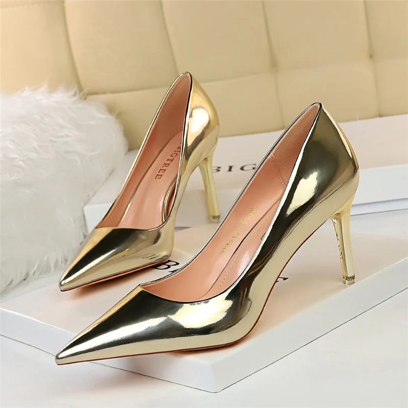 Women Patent Leather Pumps 7.5cm 10.5cm High Heels Lady Stiletto Low Heels Wedding Bridal Mteallic Silver Gold Sparkly Shoes