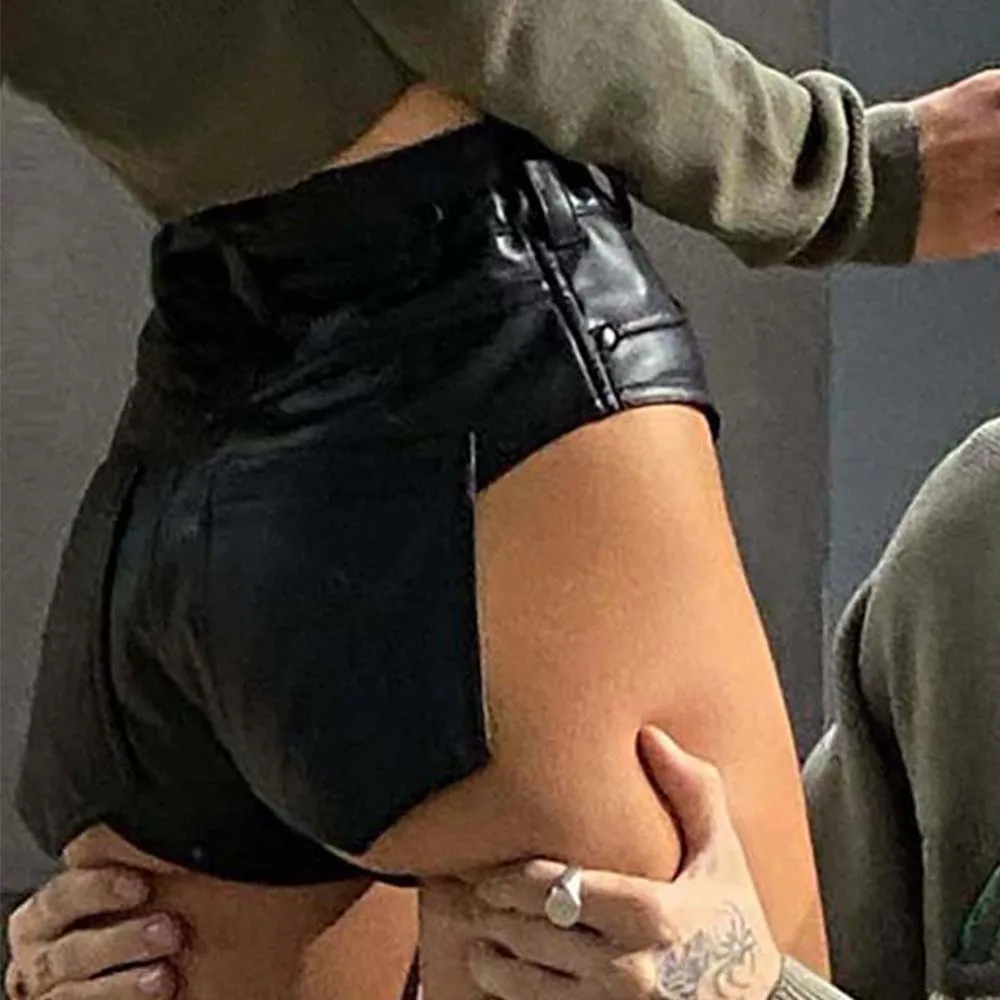 Sexy Black PU Casual Fashion Summer Shorts Women Clothing Goth Faux Leather High Waisted Womens Shorts Y2K Hot Woman Short Pants