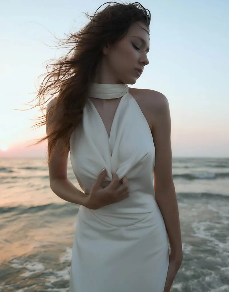 GACVGA Satin Backless Pearls Sexy Bodycon Prom Party Maxi Dress Halter Sleeveless Celebrity Evening Runway Slim Club Long Dress