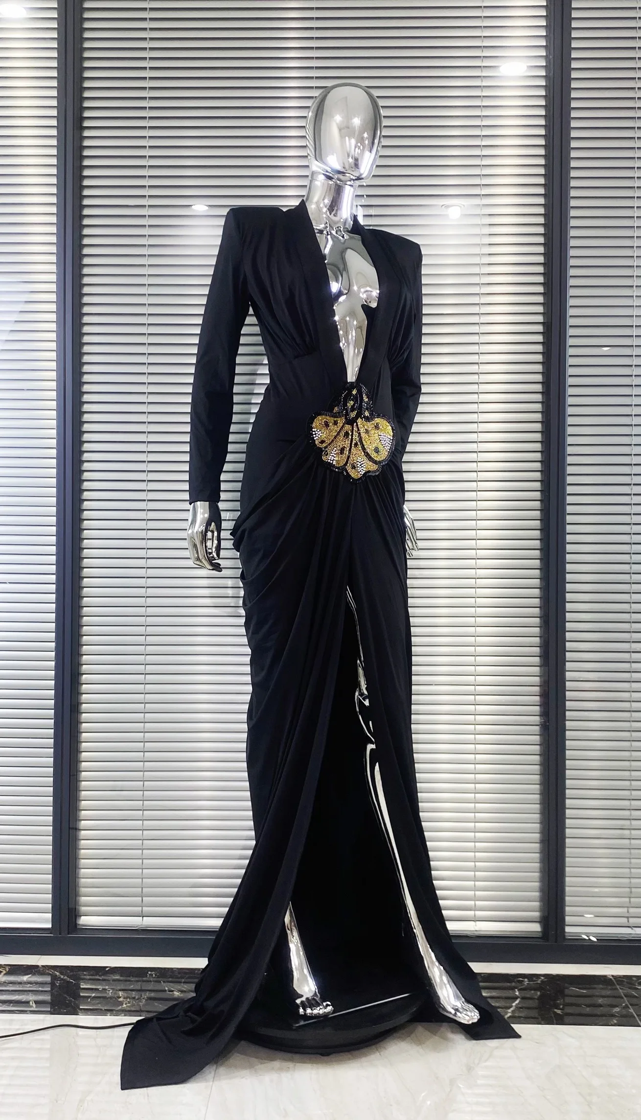 2025 New Beaded Decoration Sexy V-Neck Package Hip Black Floor Length Dress Celebrity Party Dress Woman Cocktail Outfit
