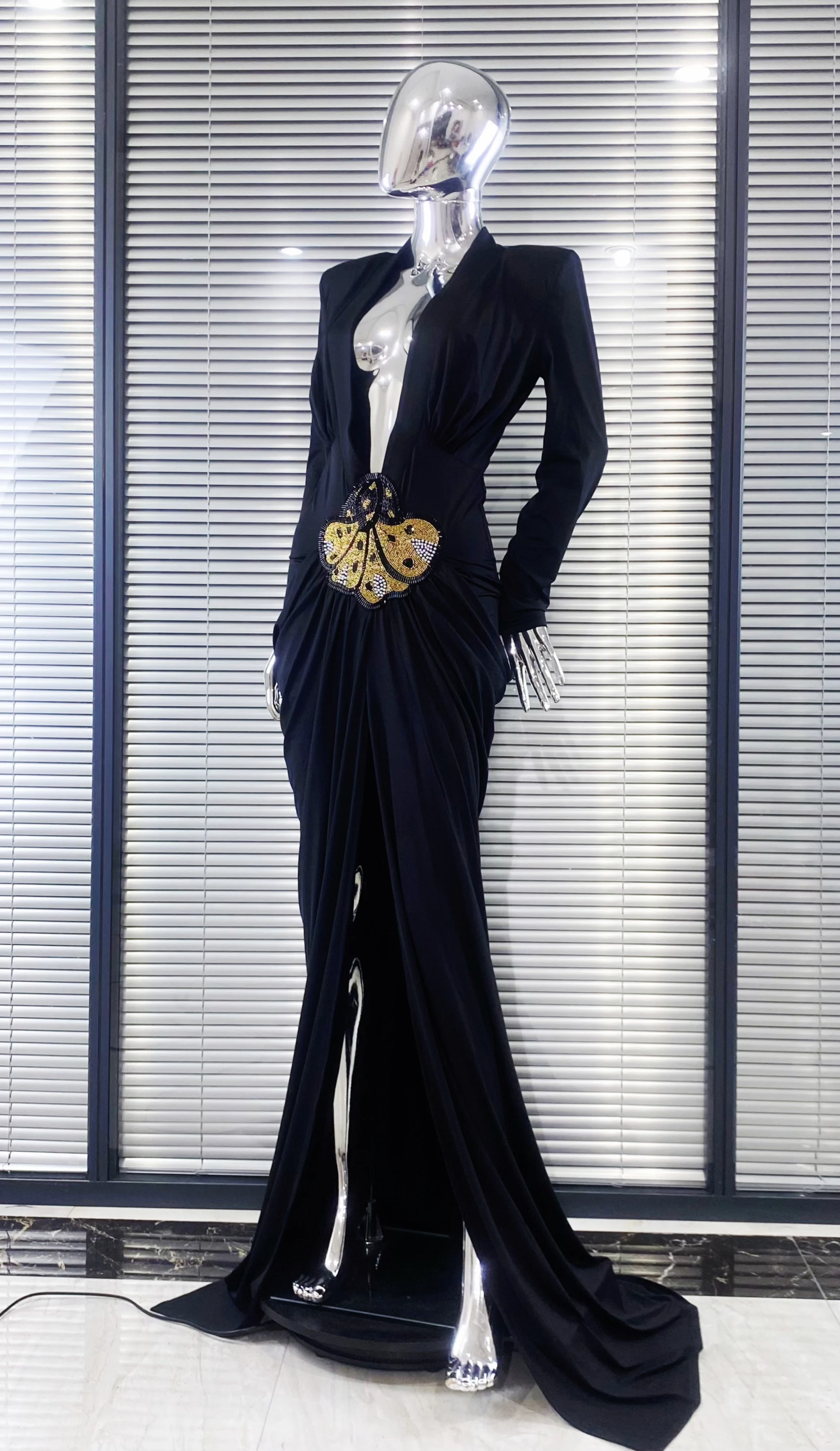 2025 New Beaded Decoration Sexy V-Neck Package Hip Black Floor Length Dress Celebrity Party Dress Woman Cocktail Outfit