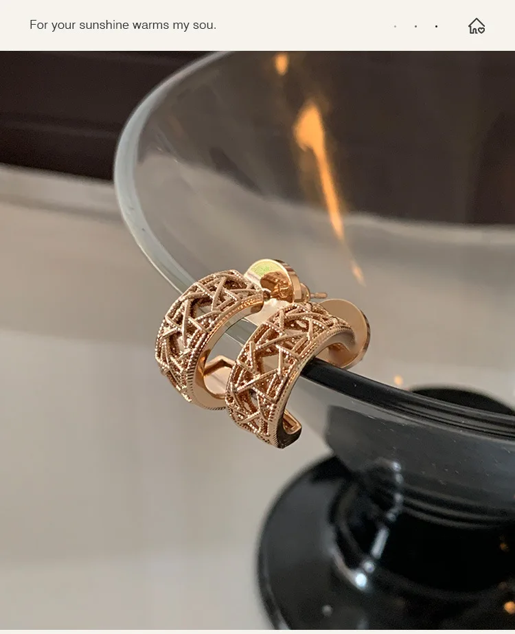 Rose Gold Hexagram Round Stud Earrings for Women, 18K Gold Plated, Premium Earrings, Light Luxury Vintage Style Jewelry Gift