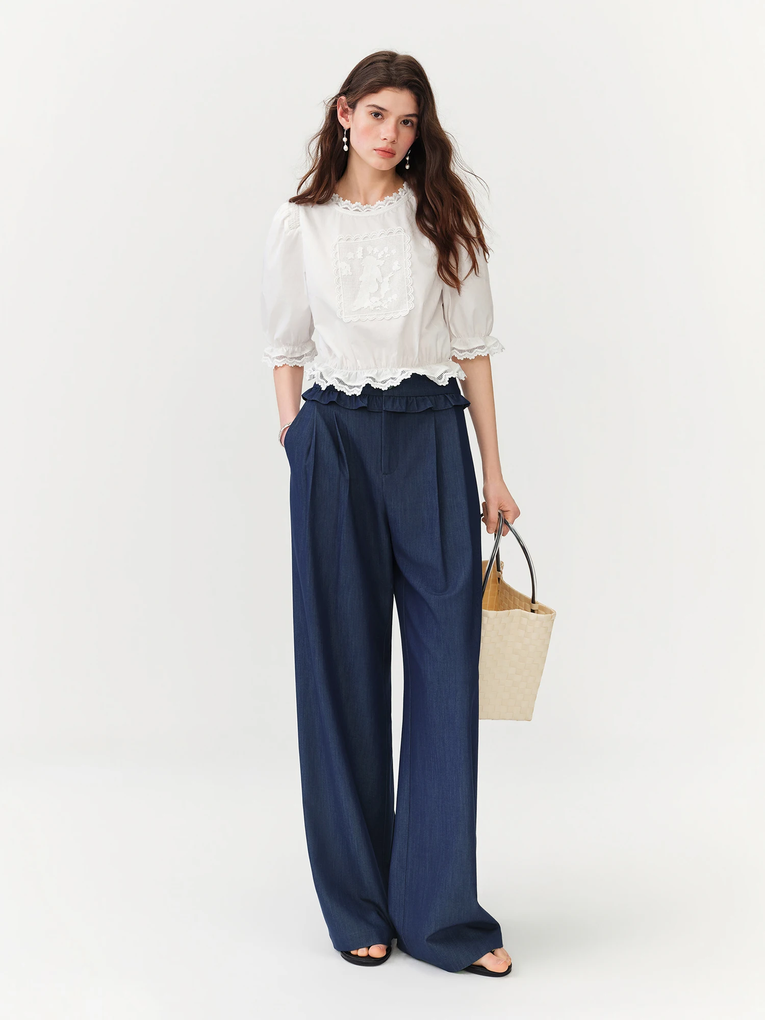FSLE French Retro Puff Short Sleeve Round Neck Blouse for Women Summer Elegant Ins Chic Cropped Tops Cotton White
