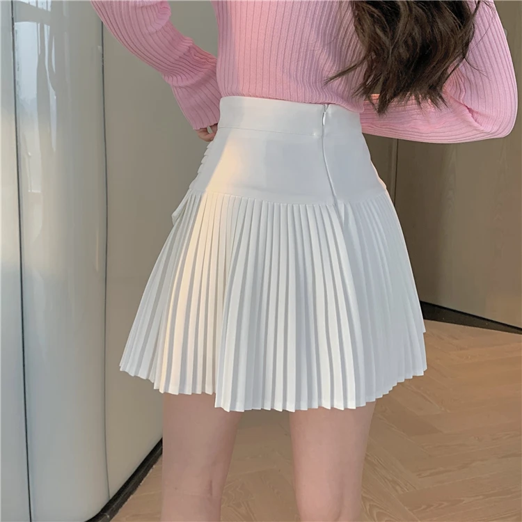 Zwarte Geplooide Rokken Vrouwen Hoge Taille Mini Rok Metalen Letter D Ontwerp A-lijn Clubwear Koreaanse Sexy Streetwear Tonen Ca