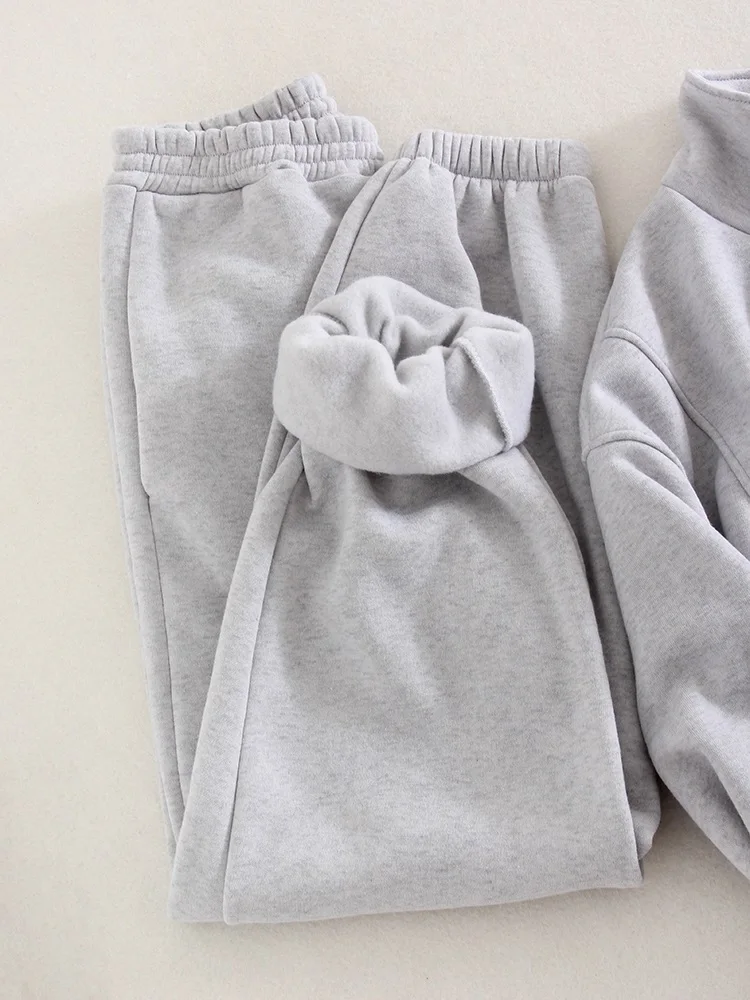 Gray Warm Fleece Suit For Women Winter Thick Velvet Pants Sets Sweatpants Sweatshirt Ladies Warrn Tracksuit Women Two Piece Set