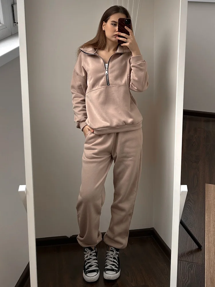 Gray Warm Fleece Suit For Women Winter Thick Velvet Pants Sets Sweatpants Sweatshirt Ladies Warrn Tracksuit Women Two Piece Set