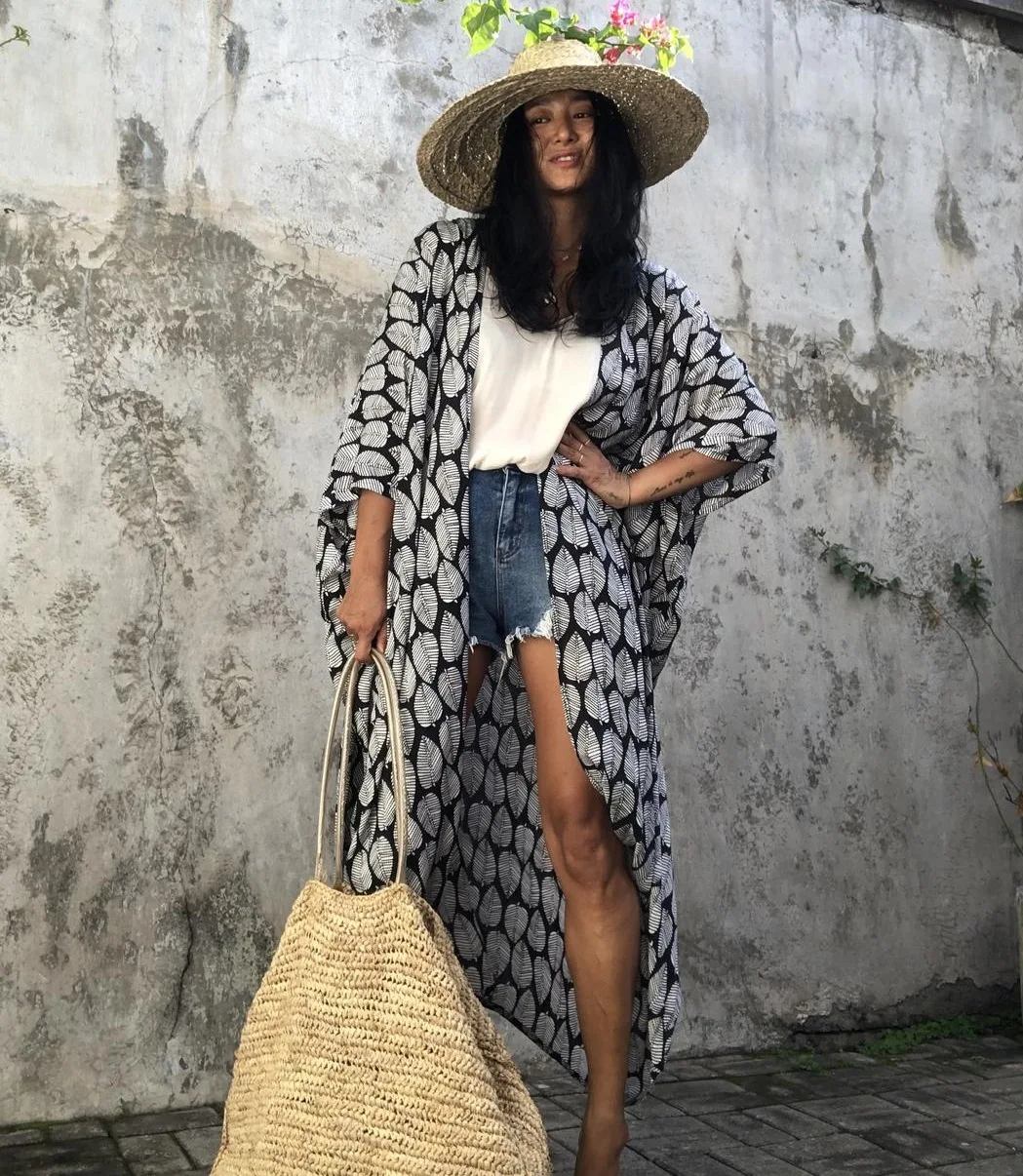 Beach Dress Tunic Cover up Embroidery Kaftan Saida de Praia Women Bikini Cover-up Pareo Sarong Beachwear