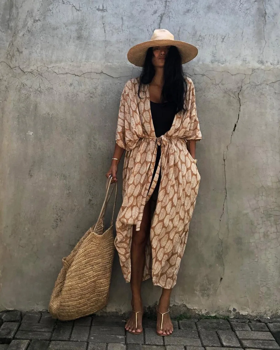 Beach Dress Tunic Cover up Embroidery Kaftan Saida de Praia Women Bikini Cover-up Pareo Sarong Beachwear