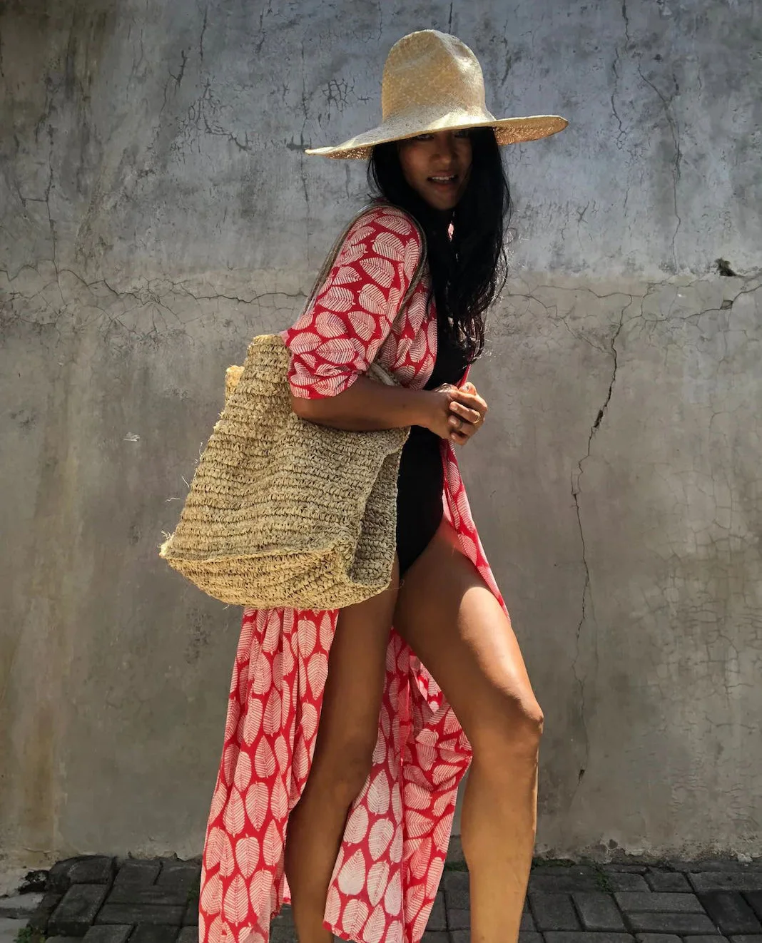 Beach Dress Tunic Cover up Embroidery Kaftan Saida de Praia Women Bikini Cover-up Pareo Sarong Beachwear