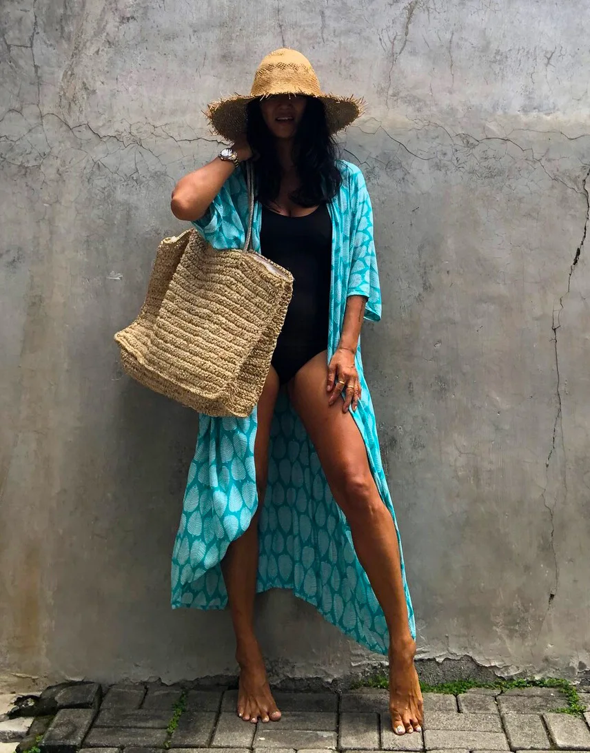 Beach Dress Tunic Cover up Embroidery Kaftan Saida de Praia Women Bikini Cover-up Pareo Sarong Beachwear