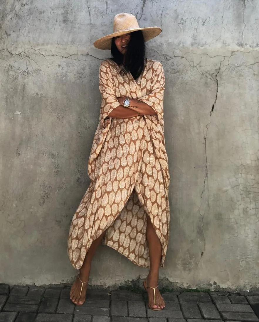 Beach Dress Tunic Cover up Embroidery Kaftan Saida de Praia Women Bikini Cover-up Pareo Sarong Beachwear
