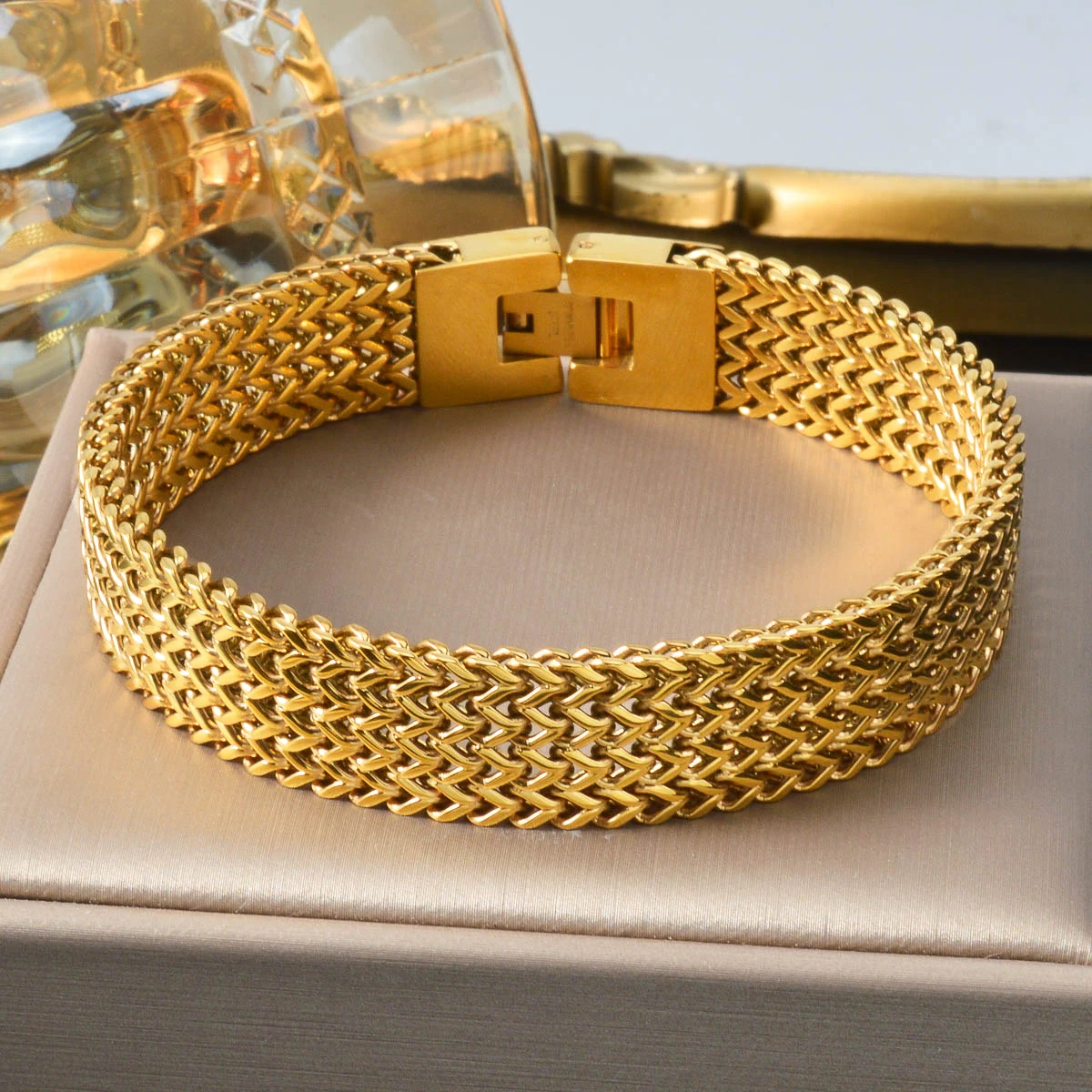 Men Stainless Steel Wide Mesh Chain Bracelet Gold Plated Woven Pattern Bangle Luxury Italian Style Jewelry Gift Valentine's Day