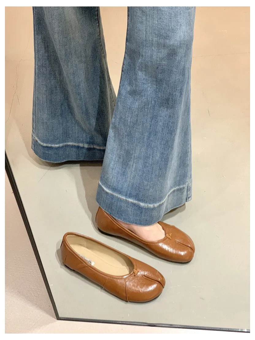 Spring Split Toe Women Ballet Flats Fashion Tabi Shoes Causal Slip On Loafer Ladies Pleated Leather Espadrilles Zapatillas Mujer