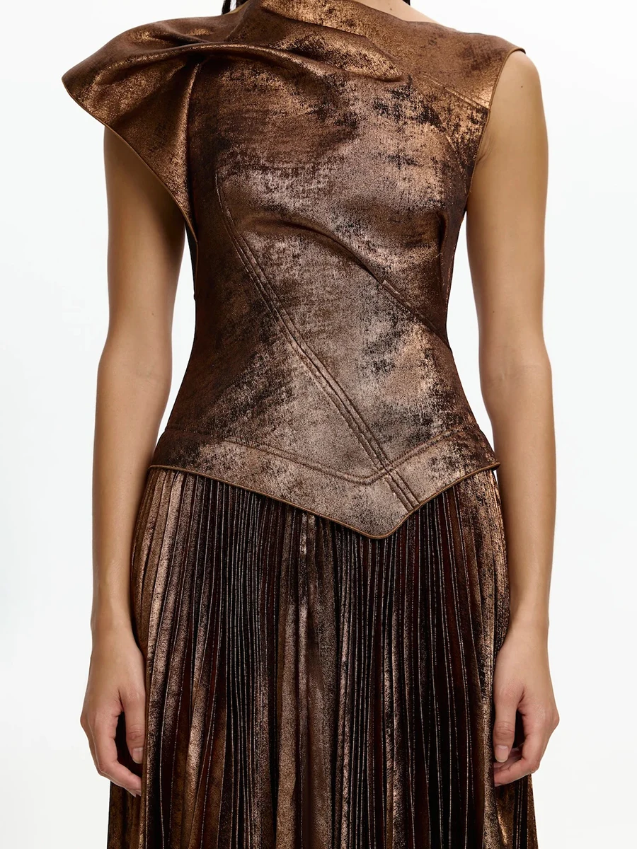 TWOTWINSTYLE Patchwork Folds Irrgular Dresses for Women Round Neck Sleeveless High Waist Long Dress Female Fashion Clothing 2026