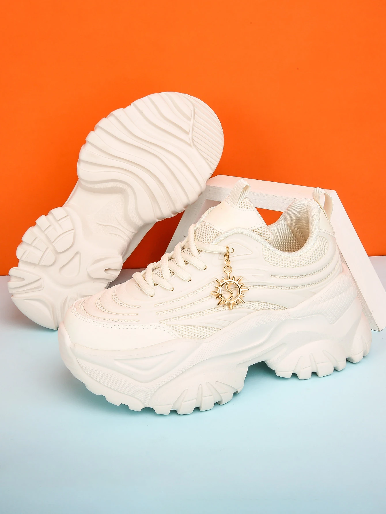 Women's Four Seasons Outdoor Sports Shoes Pure White Summer Chunky Sneakers Soft Sole Cushioned Running Shoes for Women