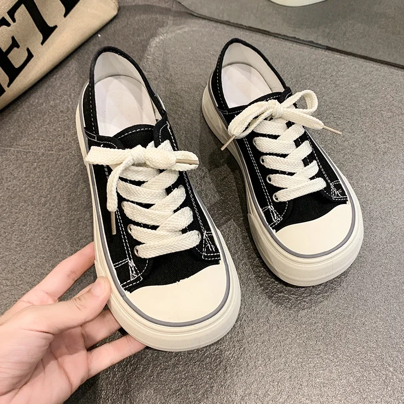 2025 Woman Casual Shoe Spring New Fashionable Korean Style Soft Bottom Anti-slipepry Versatile Daily Simple Low-top Canvas Shoes