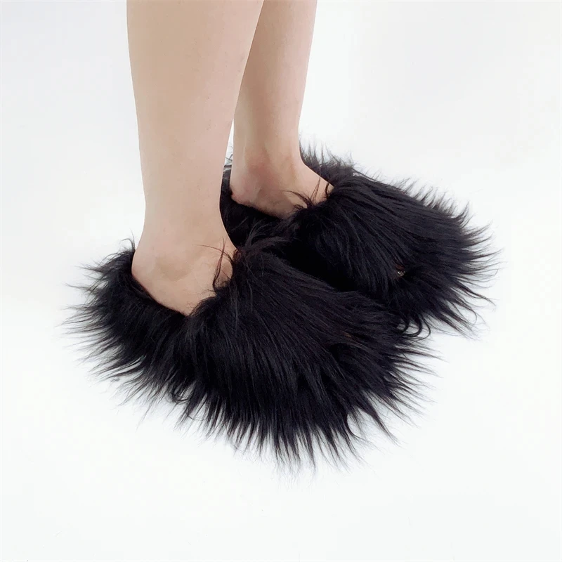 Faux Fur Slippers 2025 Women Winter Plush Warm Home Flat Slides Mongolian Wool Flip Flops Y2K Girls Furry Shoes Cute Slippers