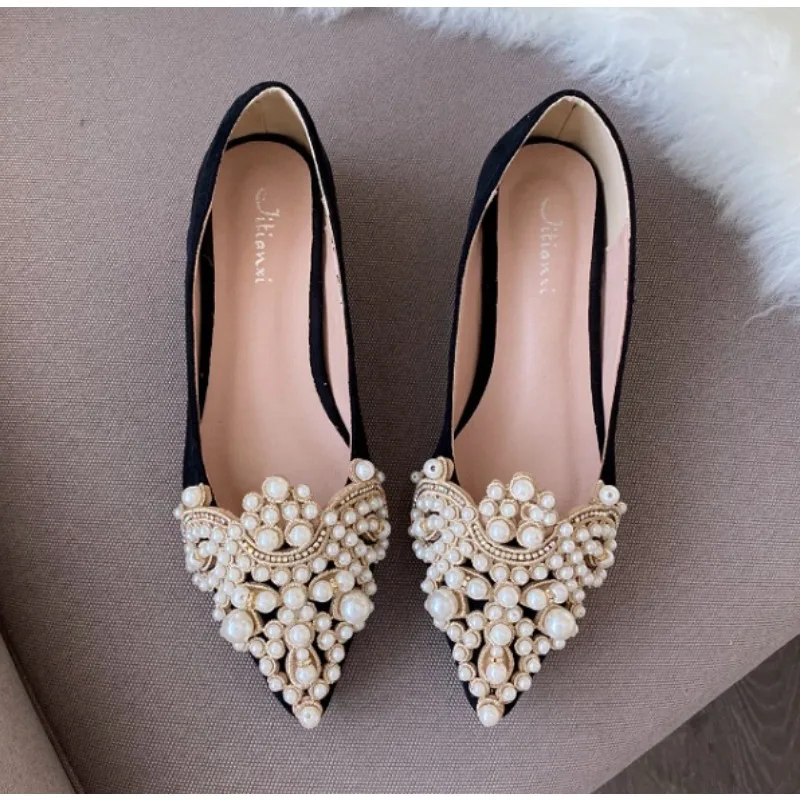 New Crown Pearl Flats Women Wedding Shoes Pointed Toe Female Dress Moccasins Low Pearl Heel Ladies Fashion Luxury Style 43