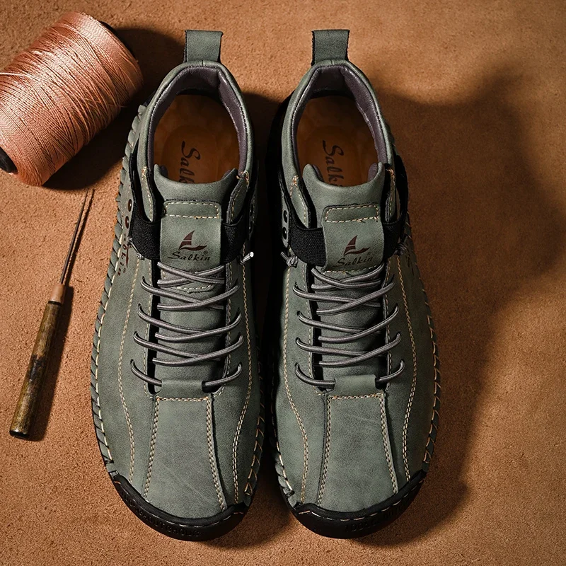 New 2024 Handmade Leather Casual Men Shoes Design Sneakers Man Breathable Leather Shoes Men Ankle Boots Outdoor