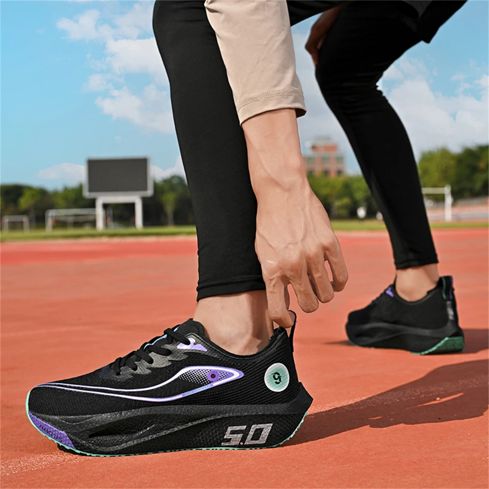 New Running Shoes Carbon Board Marathon Men Sports Breathable Lightweight Women's Comfortable Athletic Nonskid Sneakers Casual