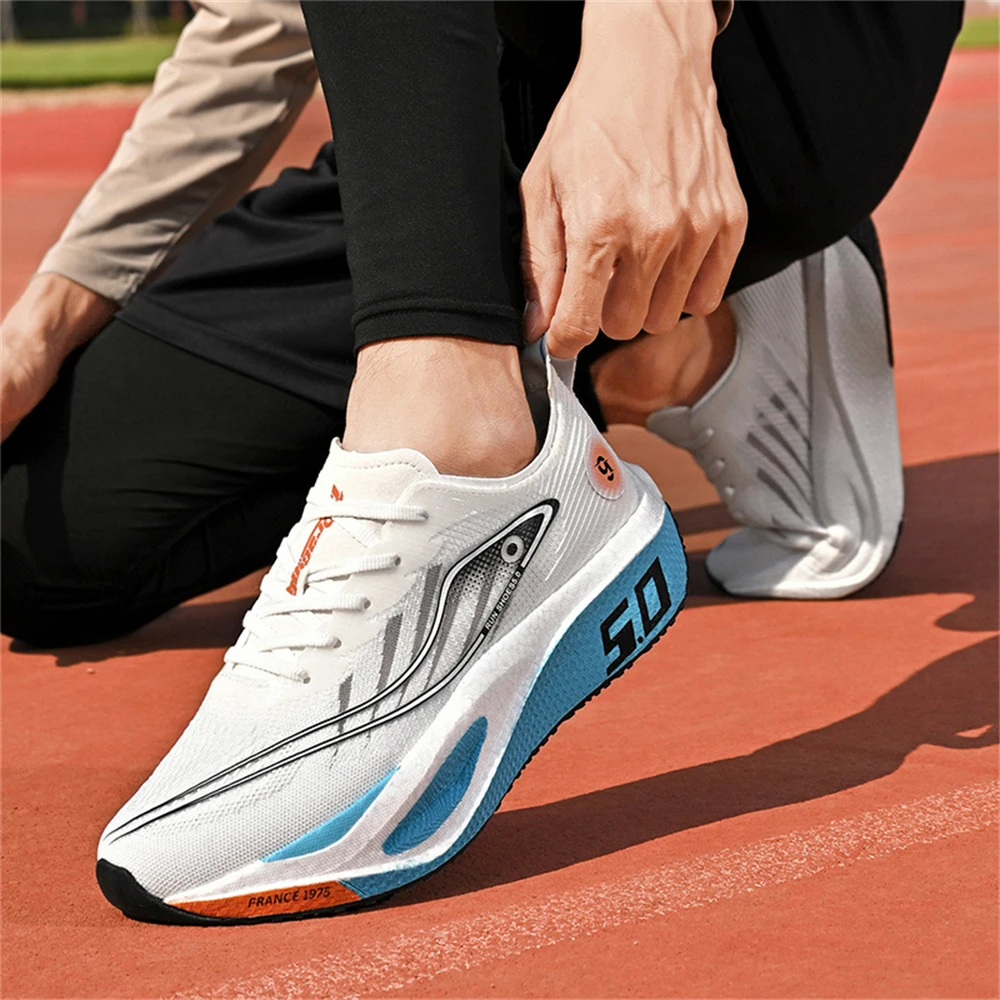New Running Shoes Carbon Board Marathon Men Sports Breathable Lightweight Women's Comfortable Athletic Nonskid Sneakers Casual