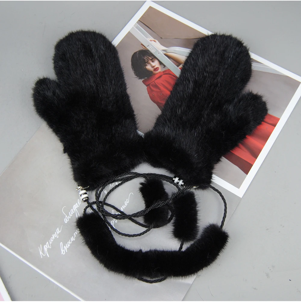 Winter Real Mink Fur Gloves Fashion Soft Warm 100%Natural Mink Fur Gloves Lady Good Elastic Genuine Fur Gloves Knitted Fur Glove