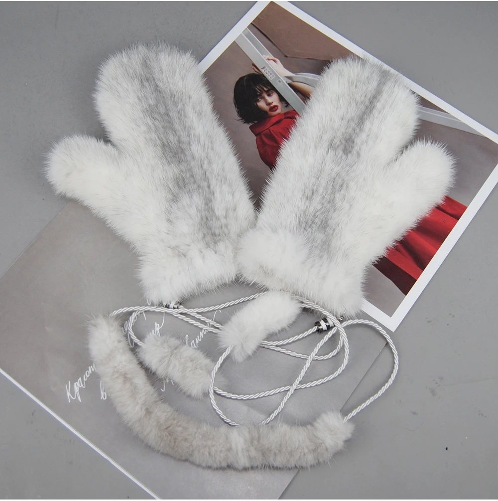 Winter Real Mink Fur Gloves Fashion Soft Warm 100%Natural Mink Fur Gloves Lady Good Elastic Genuine Fur Gloves Knitted Fur Glove