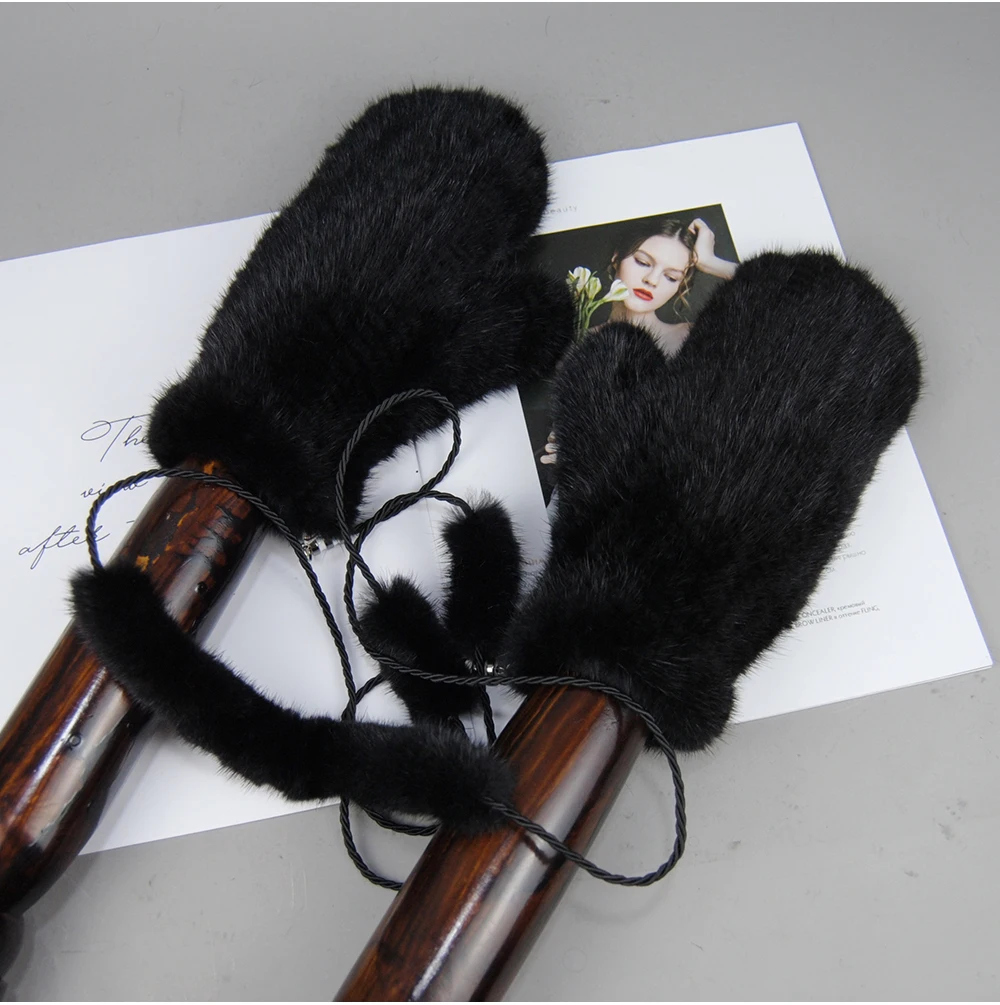 Winter Real Mink Fur Gloves Fashion Soft Warm 100%Natural Mink Fur Gloves Lady Good Elastic Genuine Fur Gloves Knitted Fur Glove