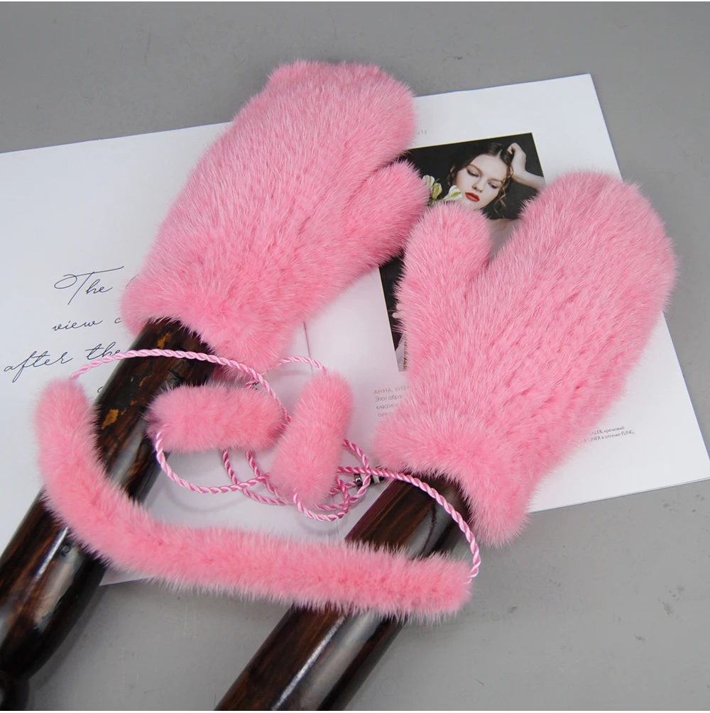 Winter Real Mink Fur Gloves Fashion Soft Warm 100%Natural Mink Fur Gloves Lady Good Elastic Genuine Fur Gloves Knitted Fur Glove