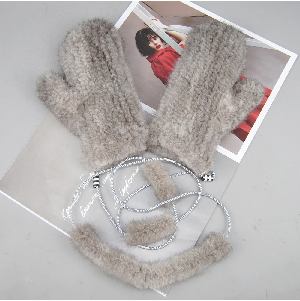 Winter Real Mink Fur Gloves Fashion Soft Warm 100%Natural Mink Fur Gloves Lady Good Elastic Genuine Fur Gloves Knitted Fur Glove
