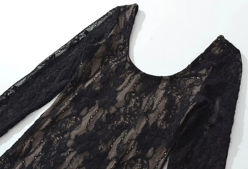 Women's Scoop Neck Double Layer Long Sleeved Lace Bodysuit