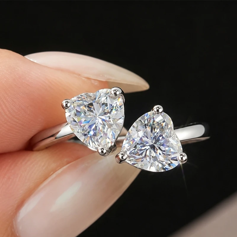 925 Silver Heart-Shaped 2 Carat Moissanite Adjustable Ring Is Fashionable and Simple, Suitable for Daily Life and Wedding